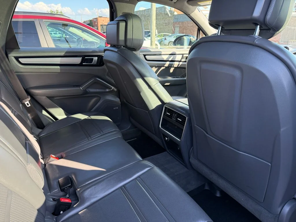 Used 2019 Blue Porsche S image 21