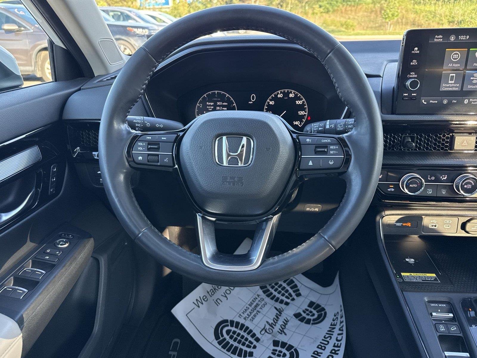 Used 2023 Platinum White Pearl Honda EX-L image 23