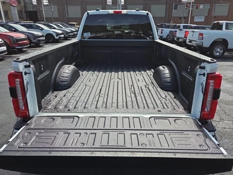 New 2026 Star White Metallic Tri-Coat Ford F-250® Lariat® image 10