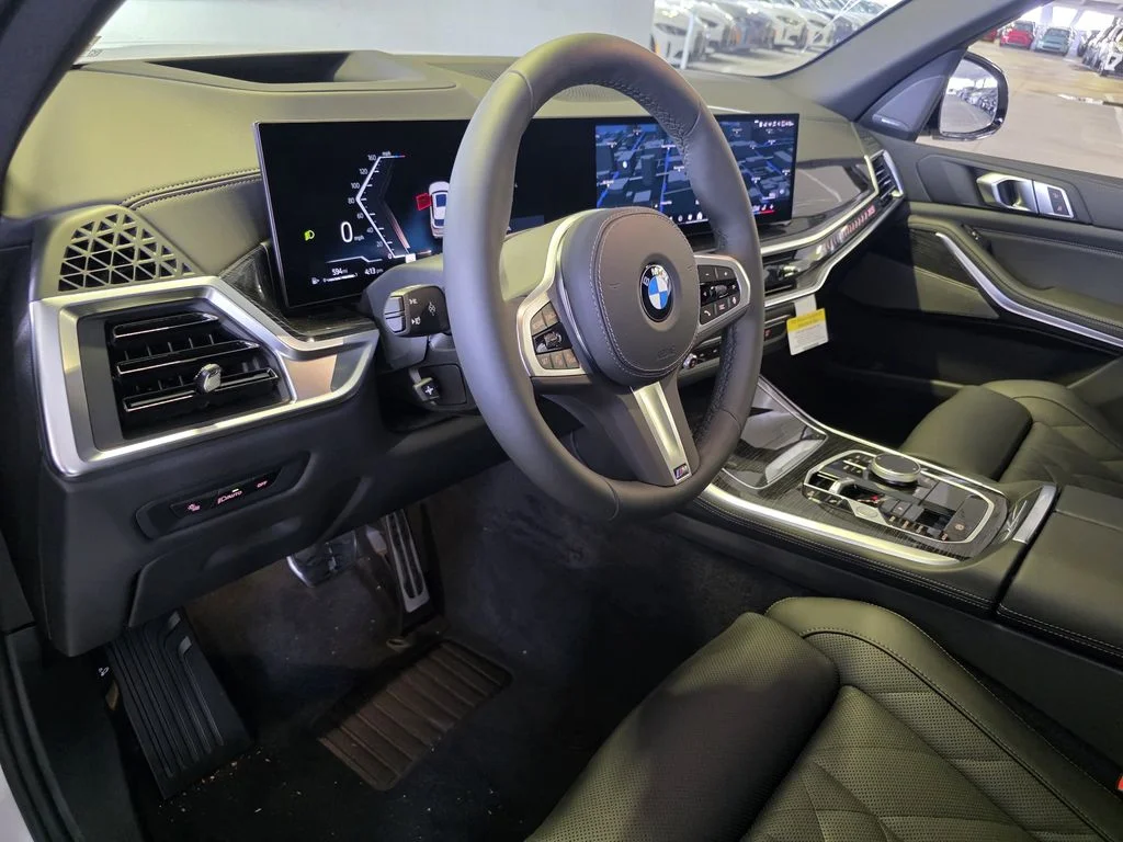 New 2026 Alpine White BMW sDrive40i image 15