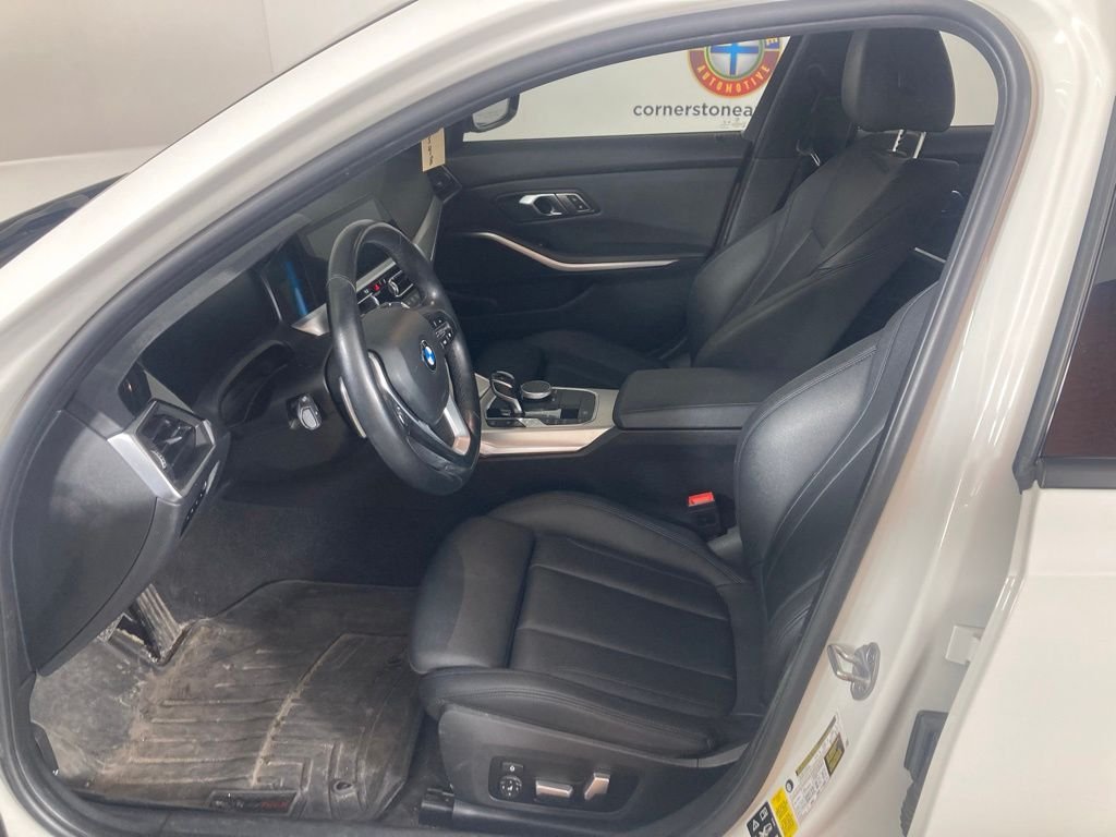 2020 BMW 3 Series 330i - Photo 10