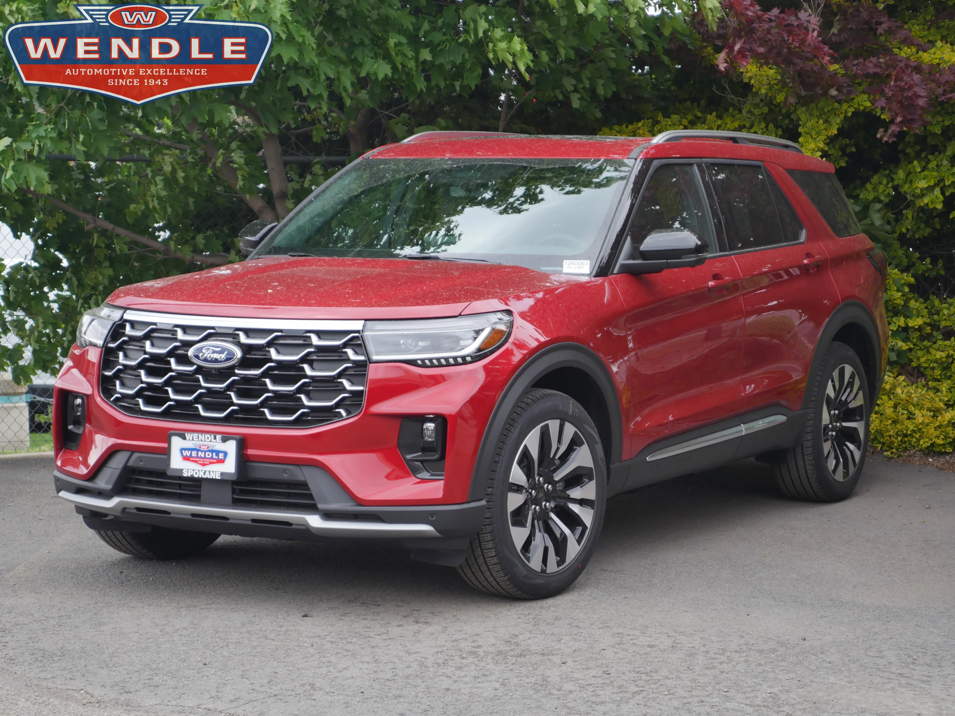 2026 Ford Explorer Platinum 4WD's photo