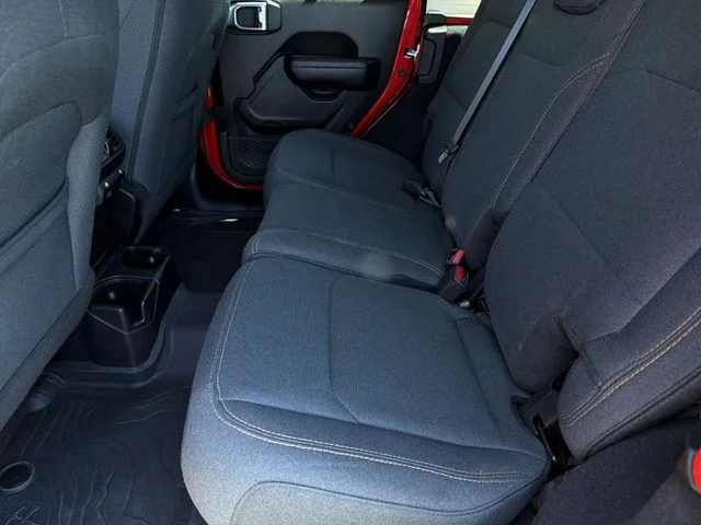 Used 2024 Red Jeep Sport S image 19