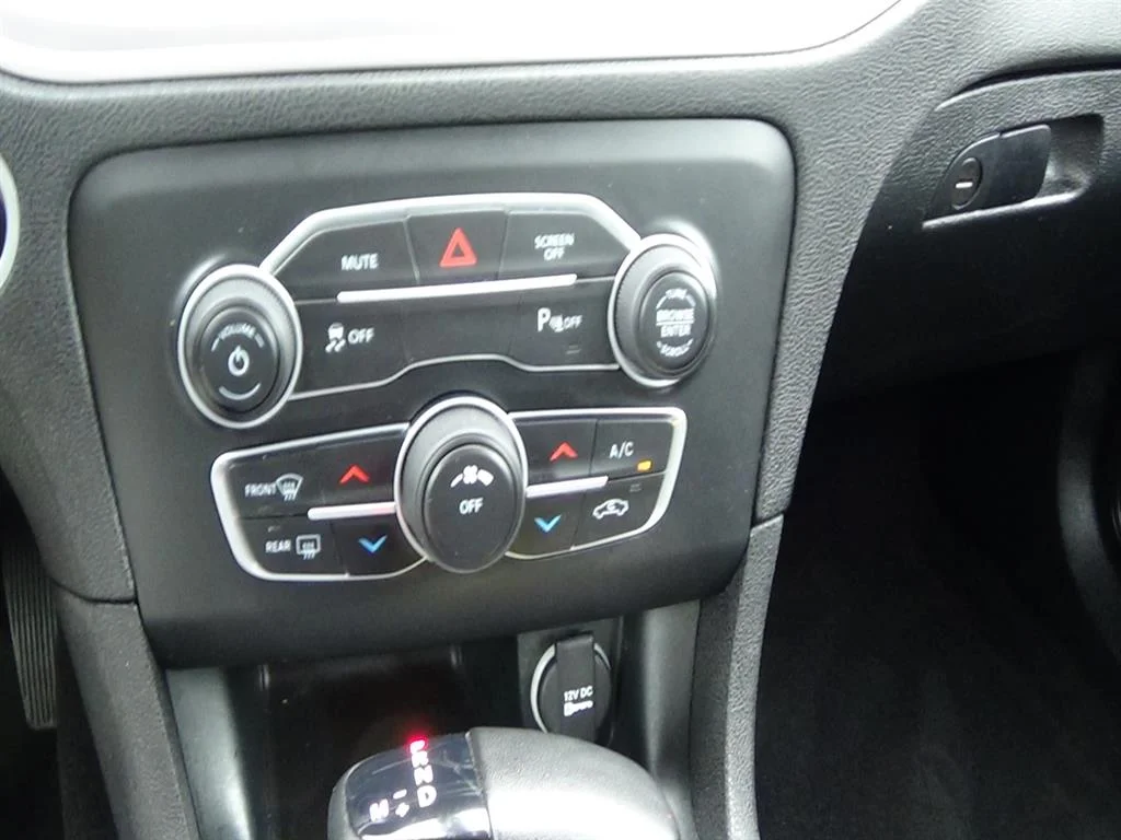 Certified Used 2023 Frostbite (pca) Dodge SXT image 24