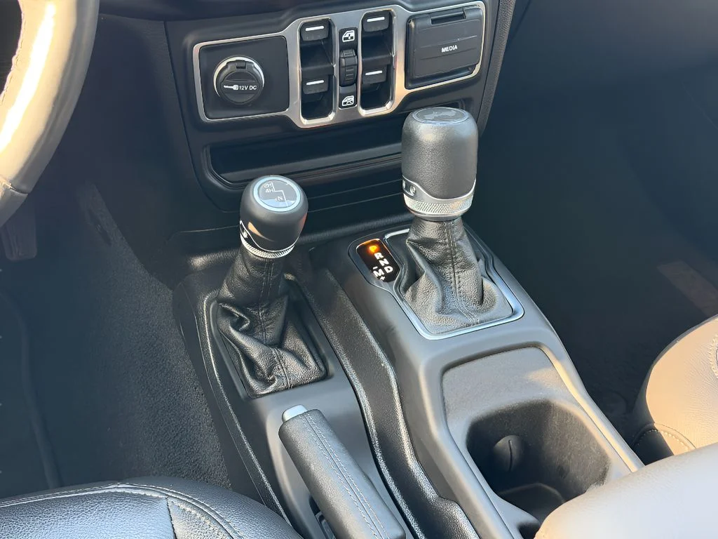 Used 2023 Bright White Jeep Sahara Altitude image 20