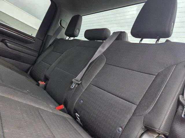 Used 2024 Summit White Chevrolet LT image 22