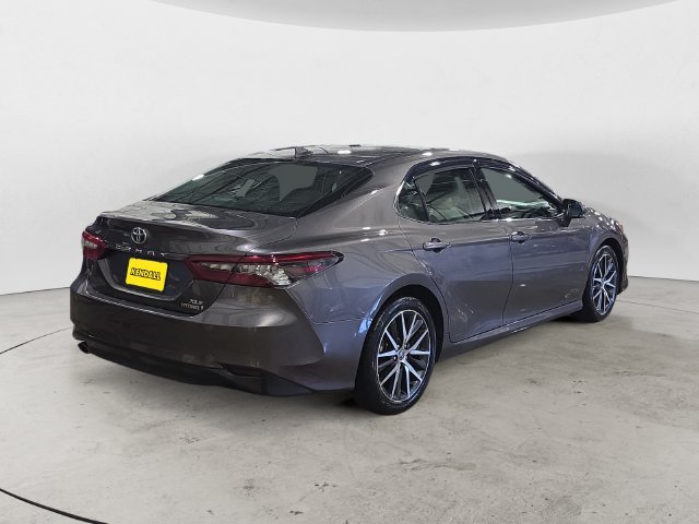 Used 2024 Gray Toyota XLE image 5