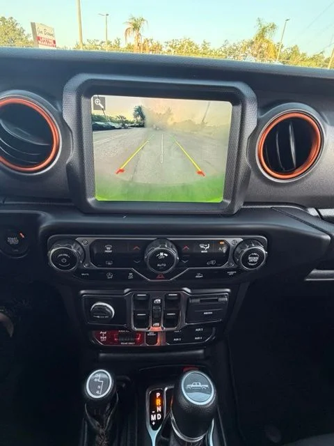 Used 2021 Green Jeep Mojave image 6