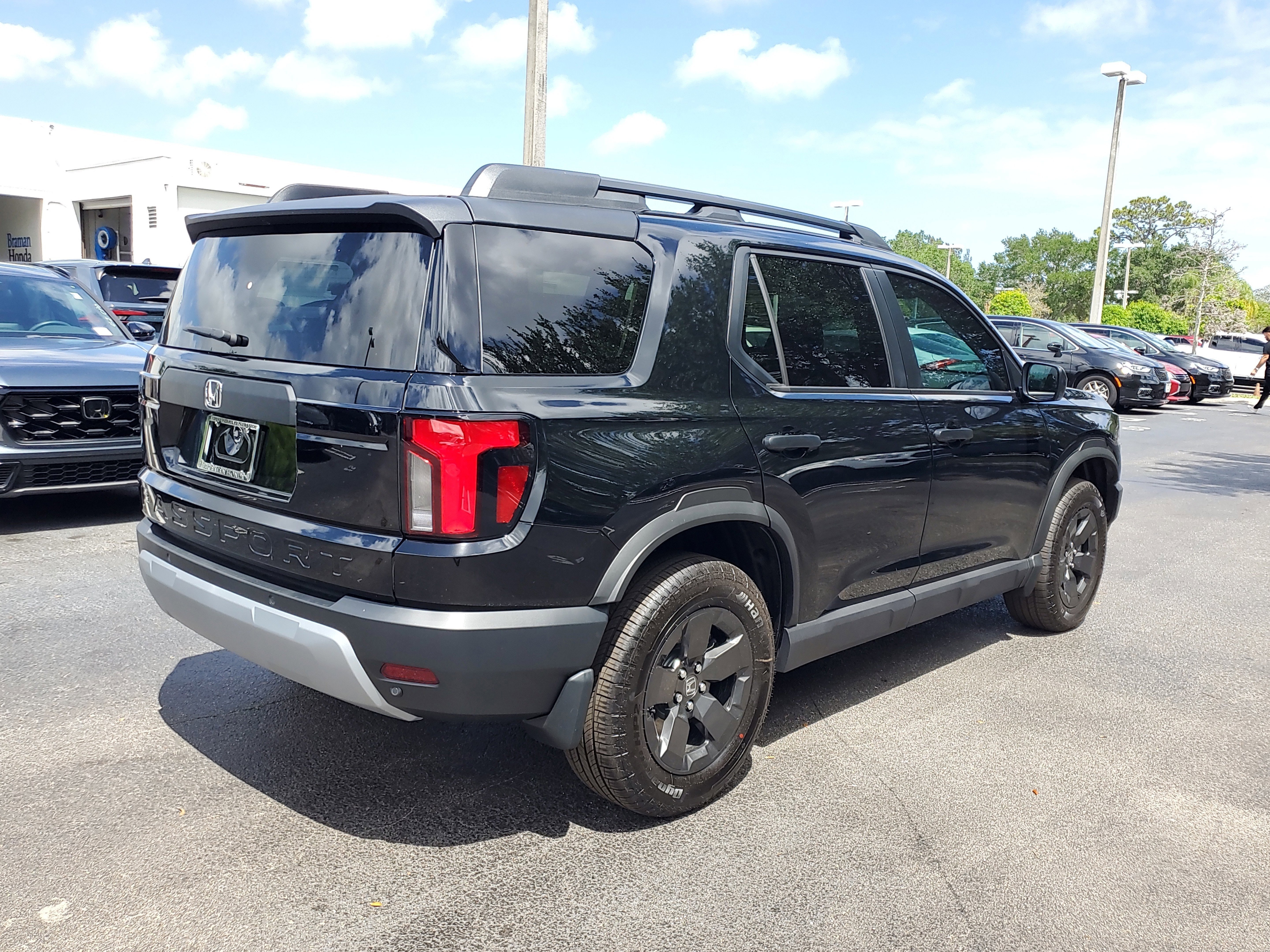 New 2026 Crystal Black Pearl Honda RTL image 6
