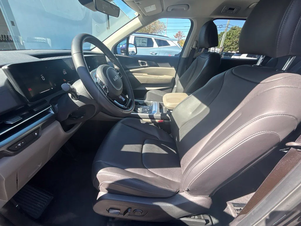 Used 2026 Blue Kia LXS image 12