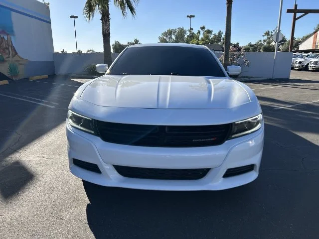 Used 2022 White Dodge SXT image 3
