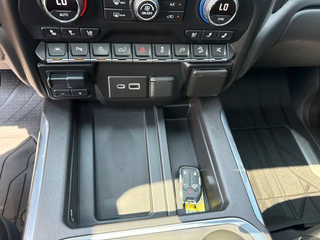 Used 2021 BLACK Chevrolet LTZ image 25