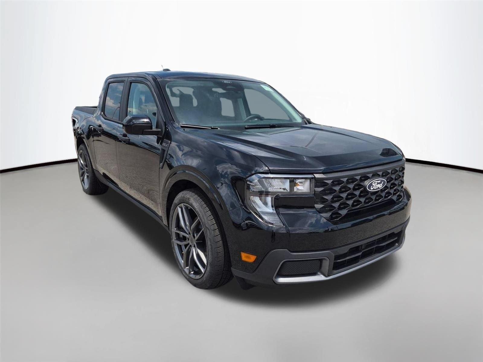 New 2026 Shadow Black Ford XLT image 3