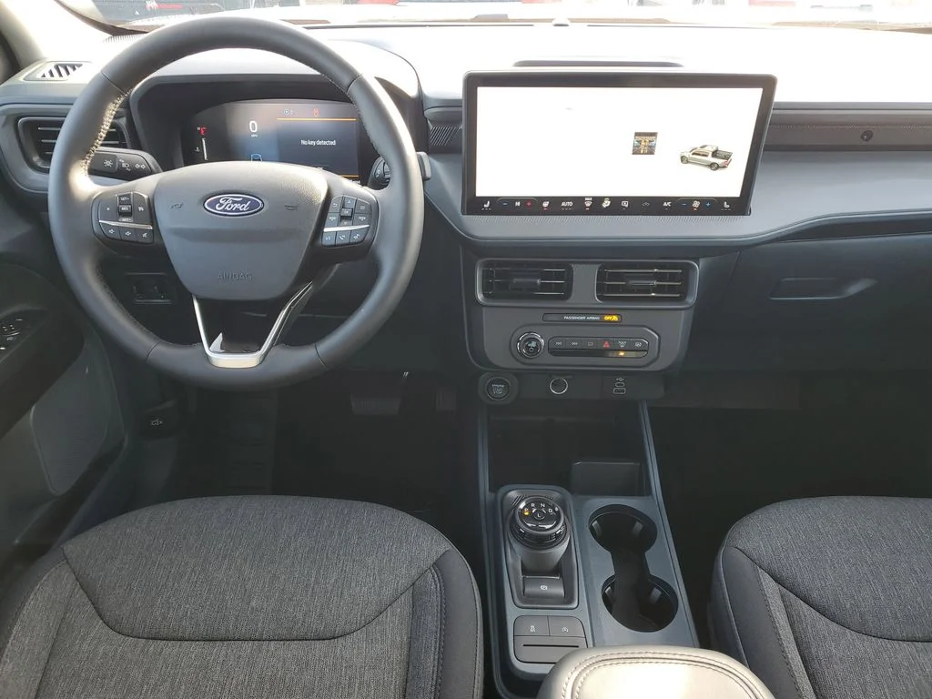2025 Ford Maverick XLT - Photo 19