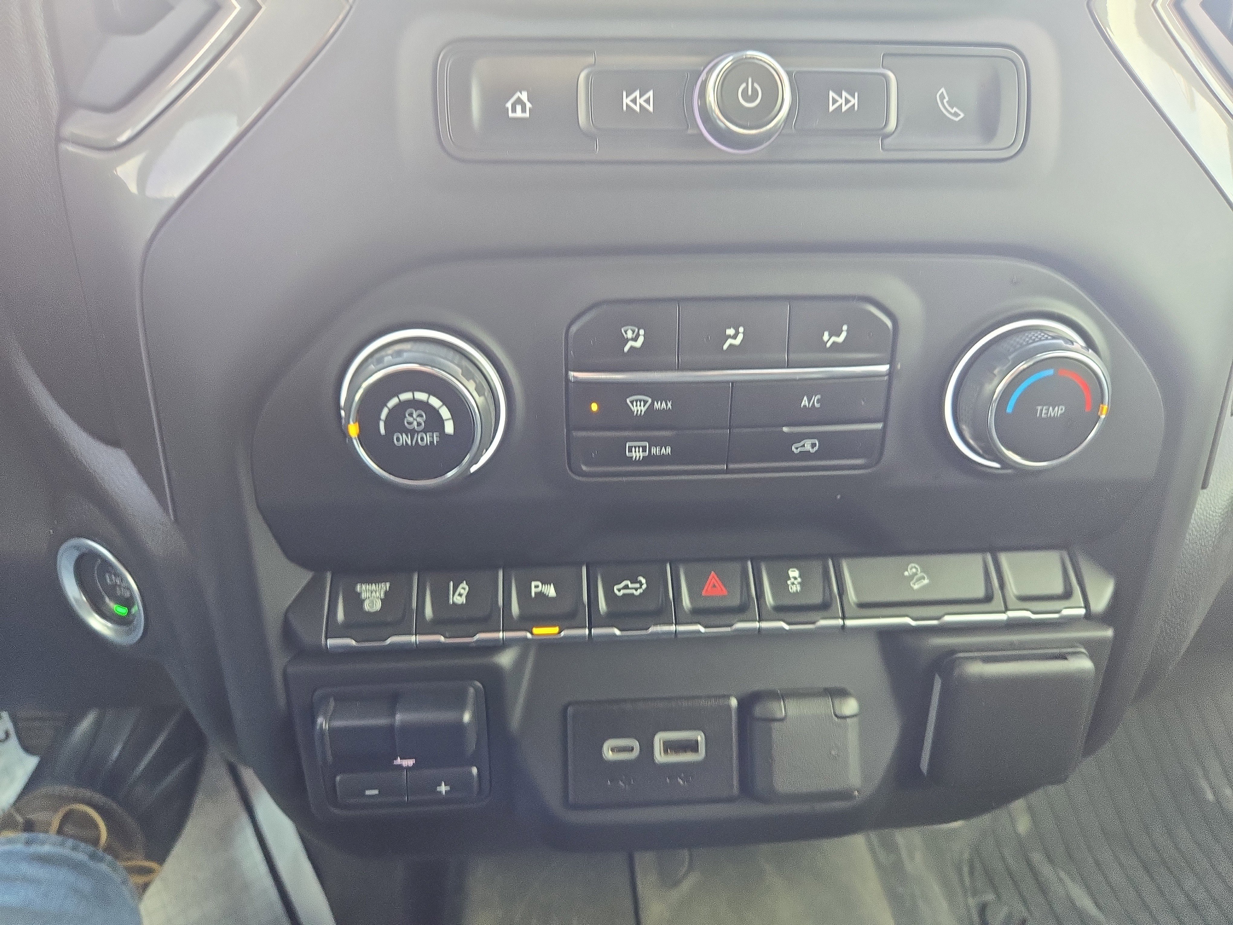 Used 2024 Black Chevrolet Custom image 19