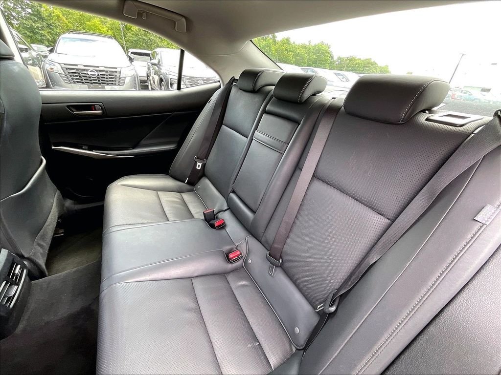 Used 2017 Eminent White Pearl Lexus 200t image 14