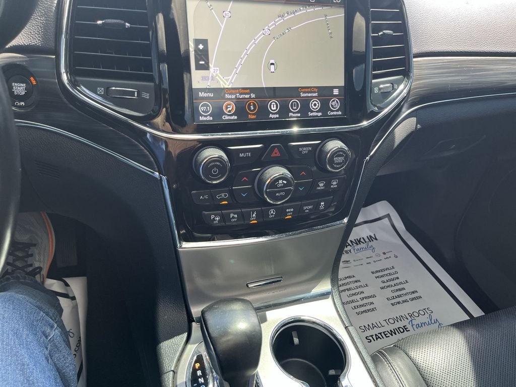 Used 2021 White Jeep Limited image 24