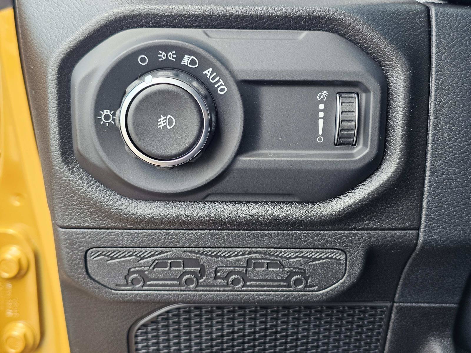 New 2026 Goldilocks Exterior Paint Jeep Sport S image 19