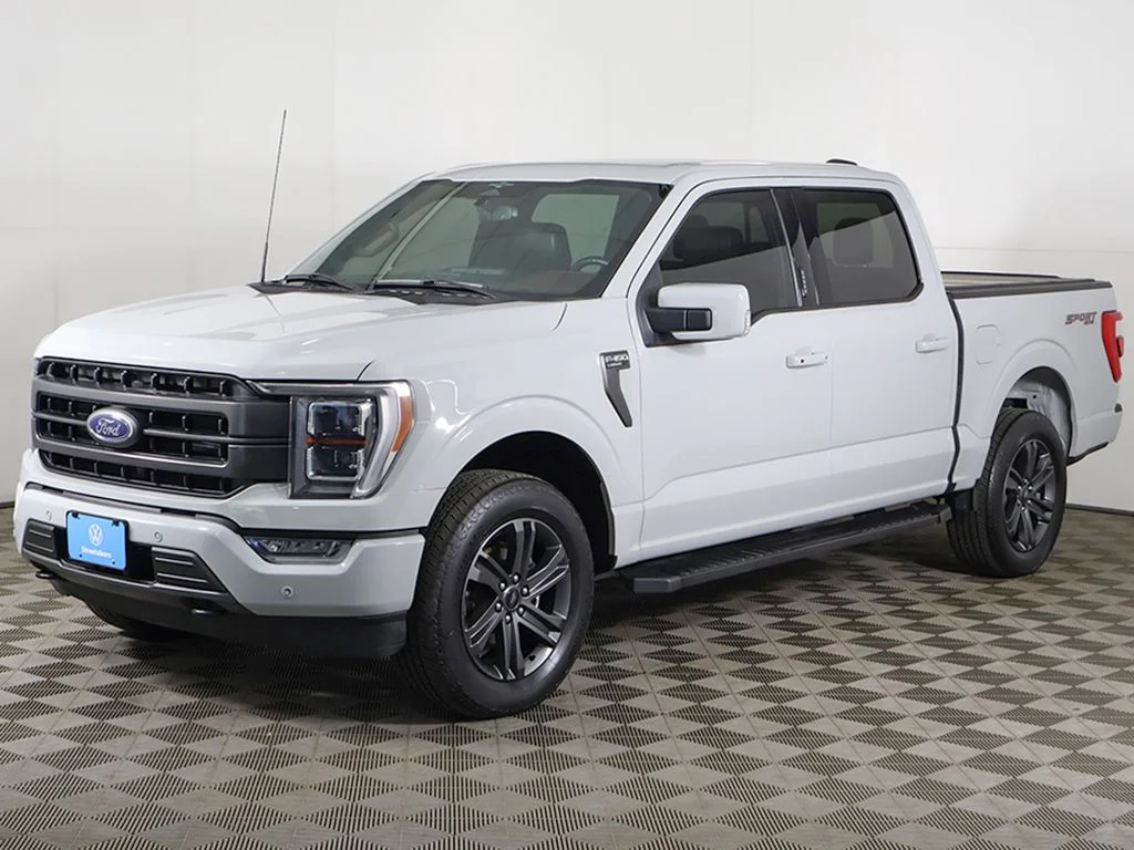 Used 2023 Avalanche Gray Ford Lariat image 13
