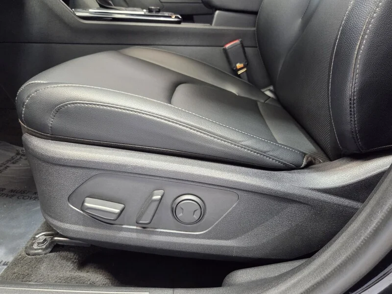 Used 2024 Ebony Black KIA EX FWD image 9