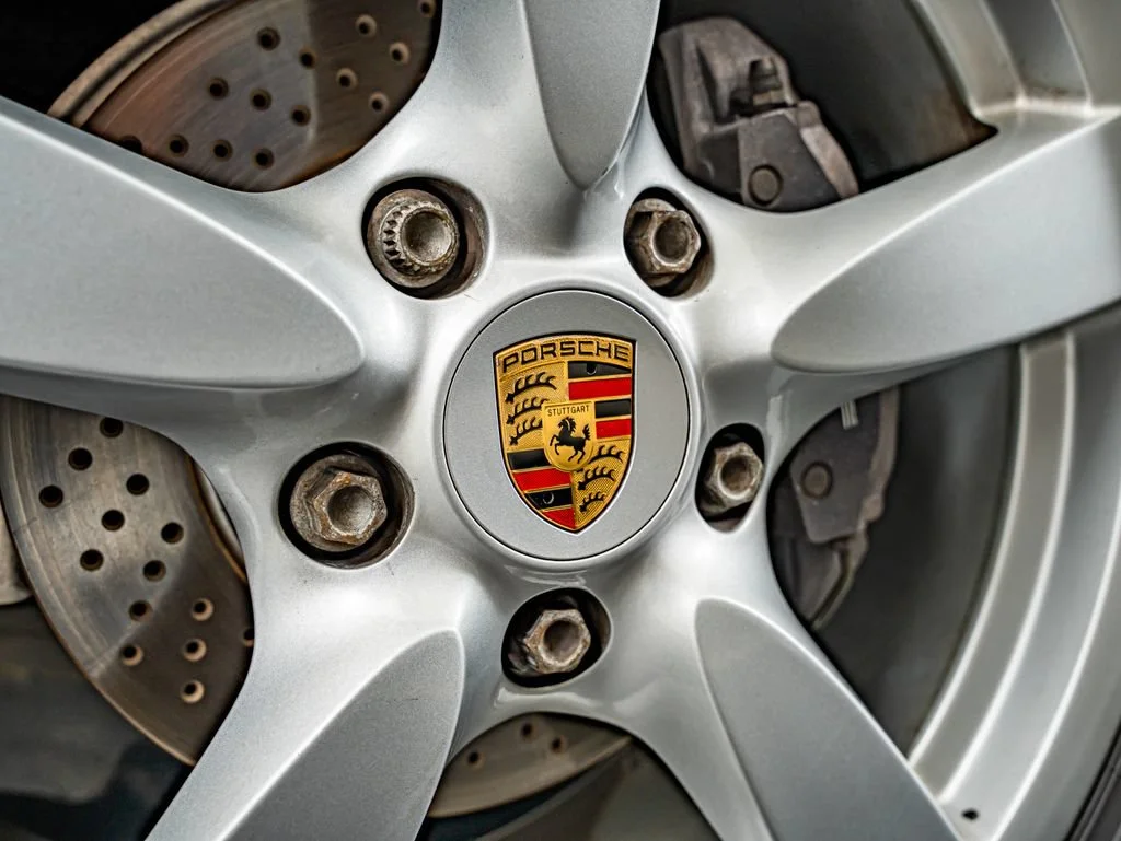 Used 2007 Arctic Silver Metallic Porsche  image 13