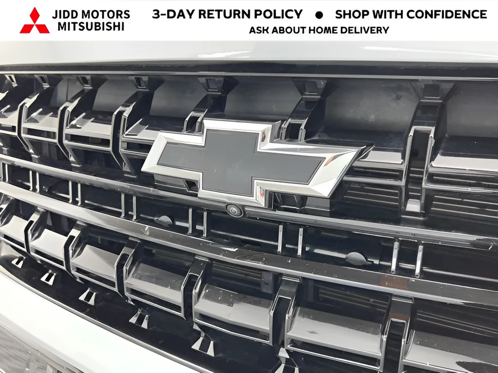 Used 2025 Sterling Gray Metallic Chevrolet Z71 image 47