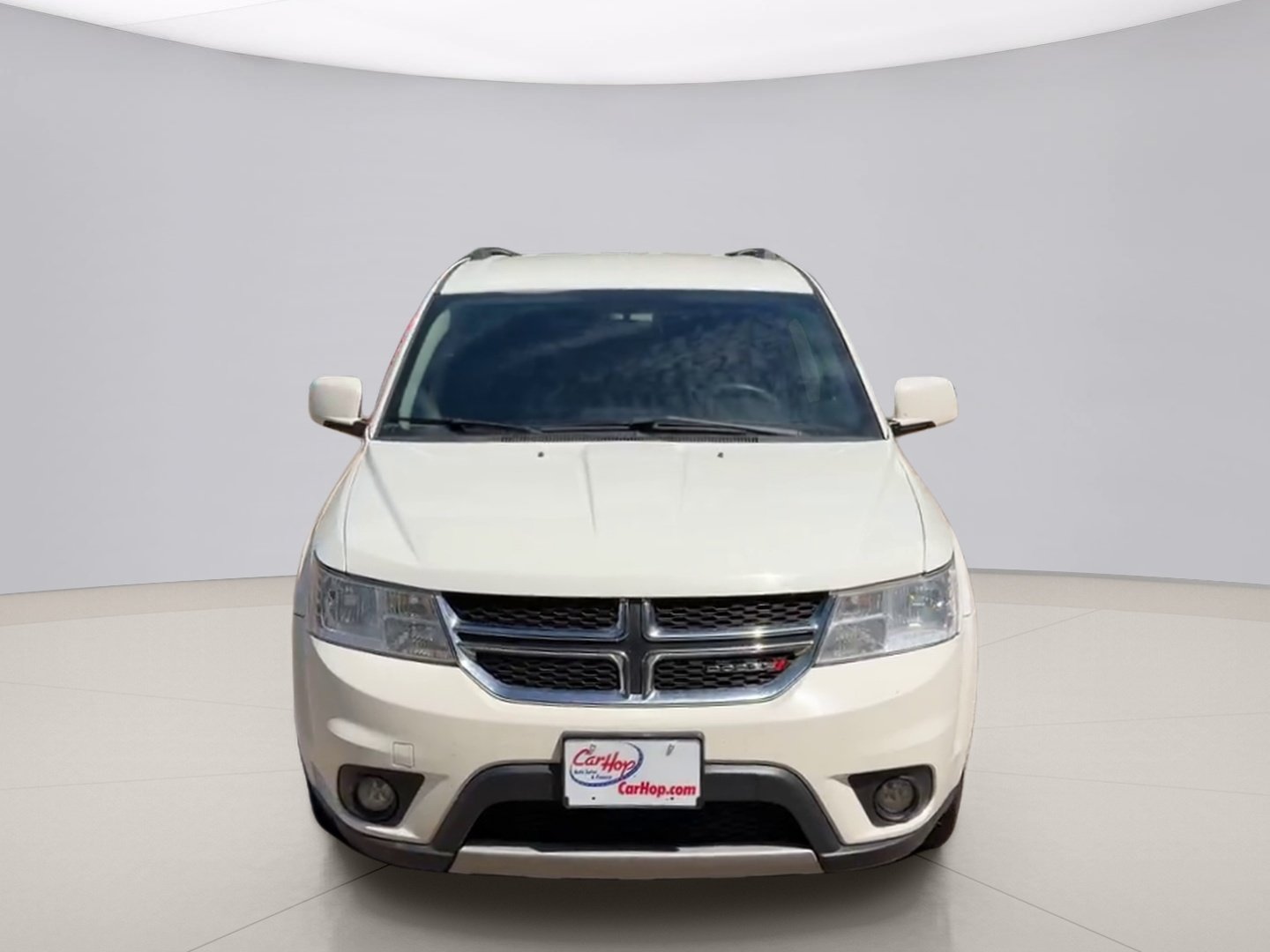 Used 2017 White Dodge SXT image 8