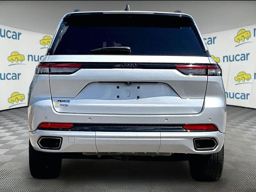 Used 2023 Silver Jeep 30th Anniversary 4xe image 5