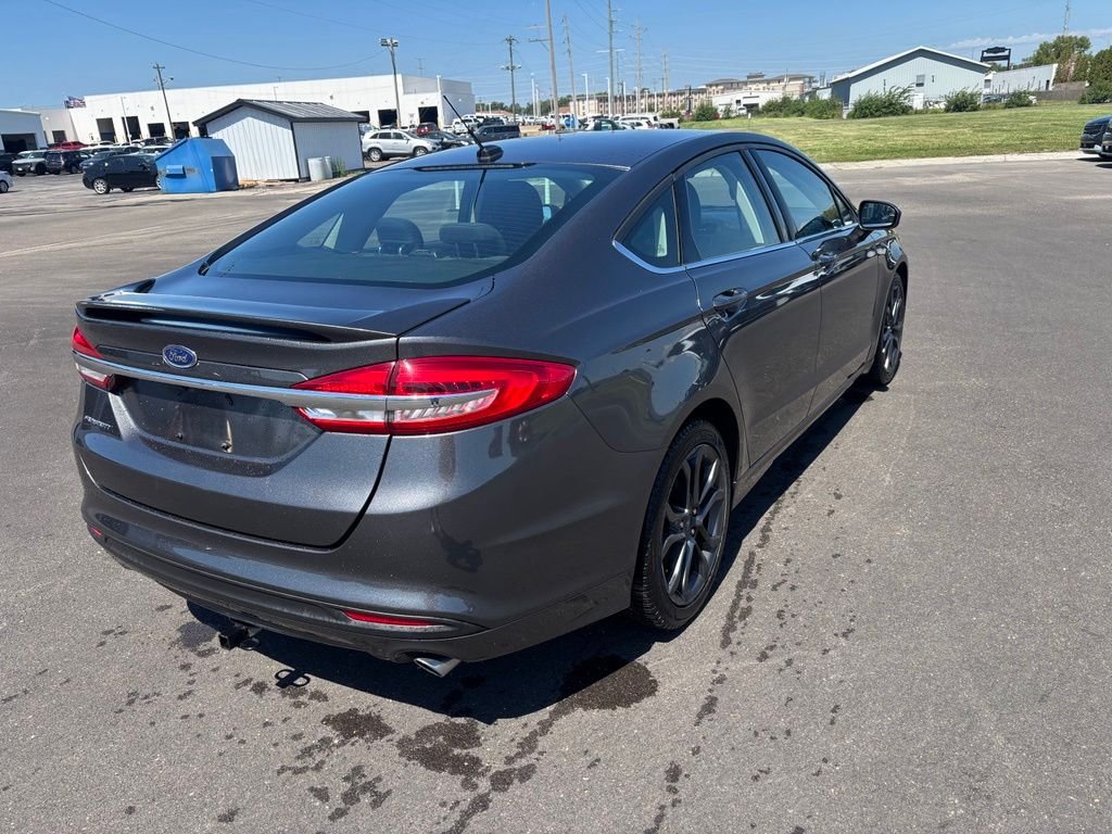 Used 2018 Magnetic Ford S image 7