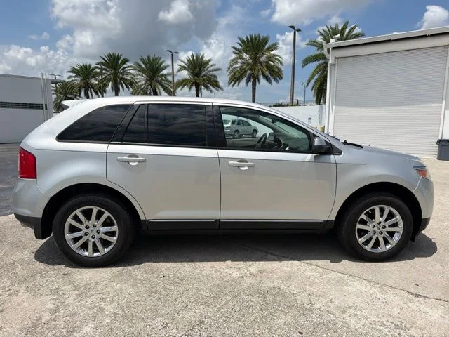 Used 2013 Silver Ford SEL image 8