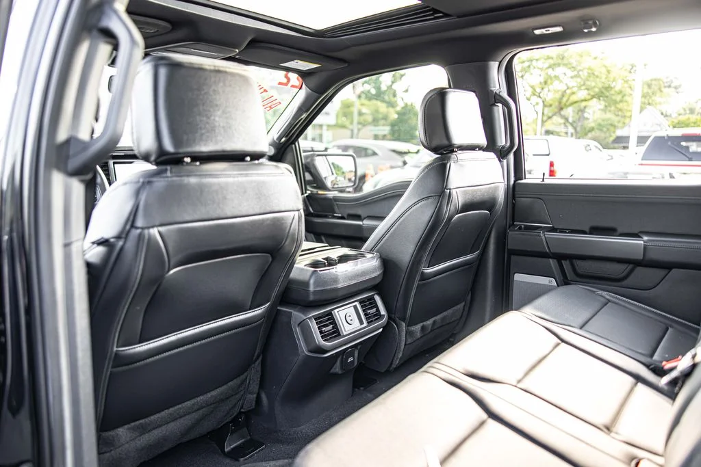 Used 2026 Blue Ford Lariat image 32