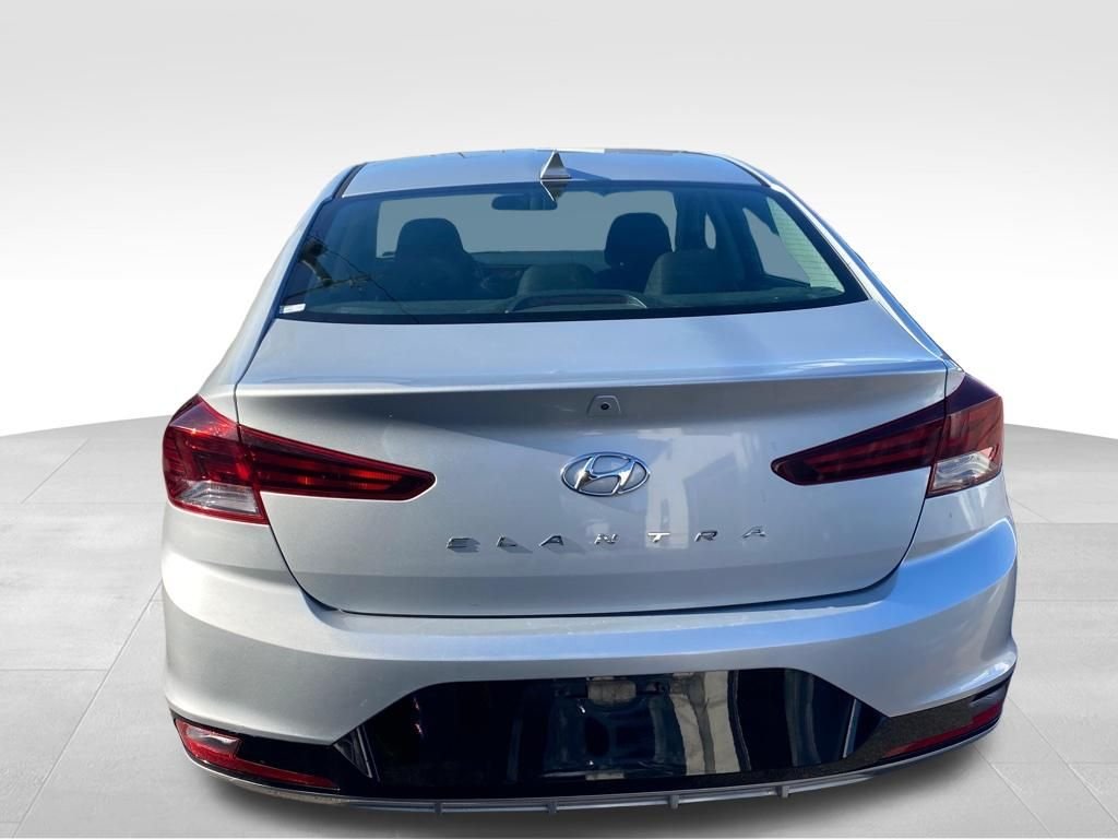 Used 2019 Silver Hyundai SEL image 21