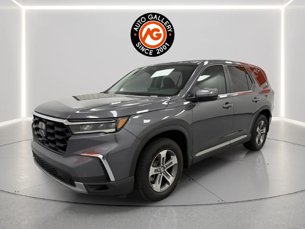 Used 2025 Gray Honda EX-L image 3