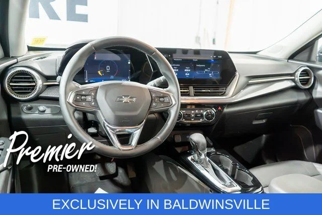 Used 2025 Gray Chevrolet ACTIV image 11