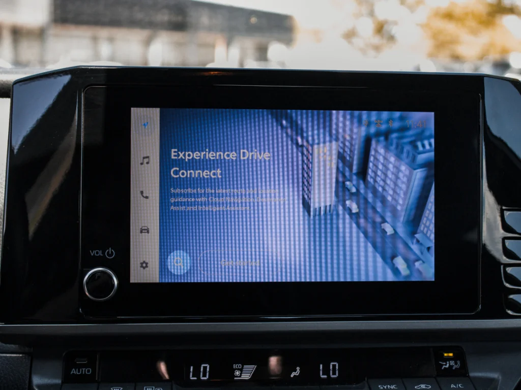 Used 2025  Toyota SE image 17
