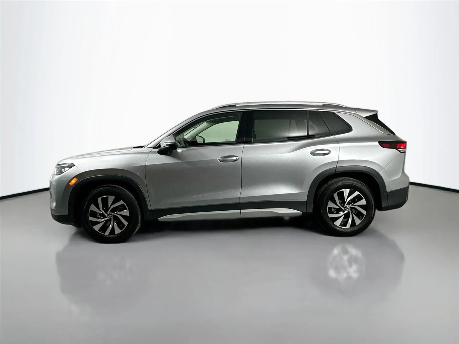 New 2026 pyrite silver metallic Volkswagen S image 8