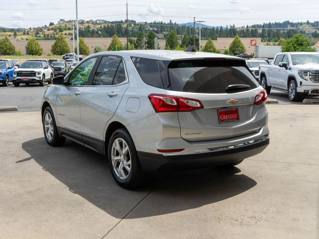 Used 2021 Silver Chevrolet LT image 5