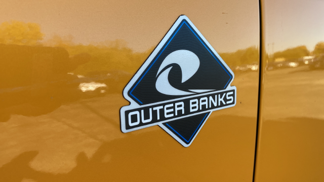 Used 2021 Cyber Orange Metallic Tricoat Ford Outer Banks image 30