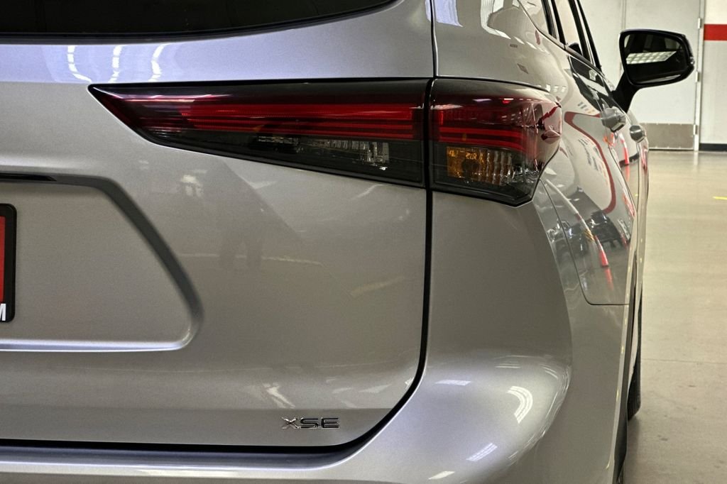 2024 Toyota Highlander XSE - Photo 26