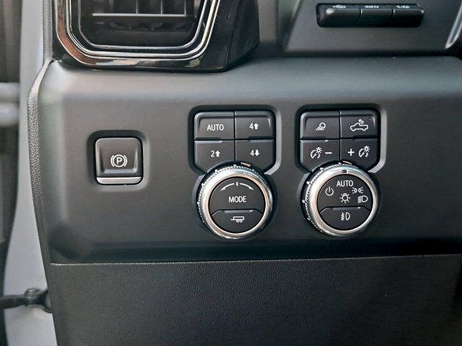 2024 GMC Sierra 1500 AT4 - Photo 18