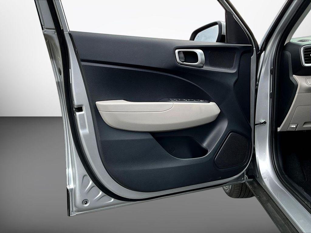 New 2026 Silver Hyundai SEL image 18