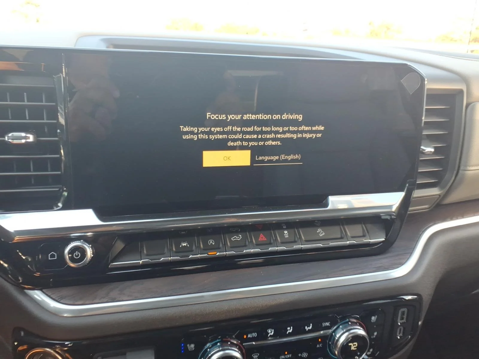 2026 GMC Sierra 1500 SLT - Photo 17