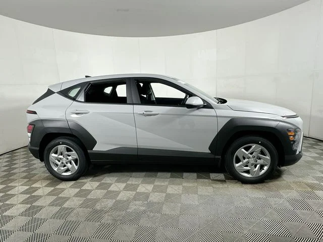 New 2026 Gray Hyundai SE image 2
