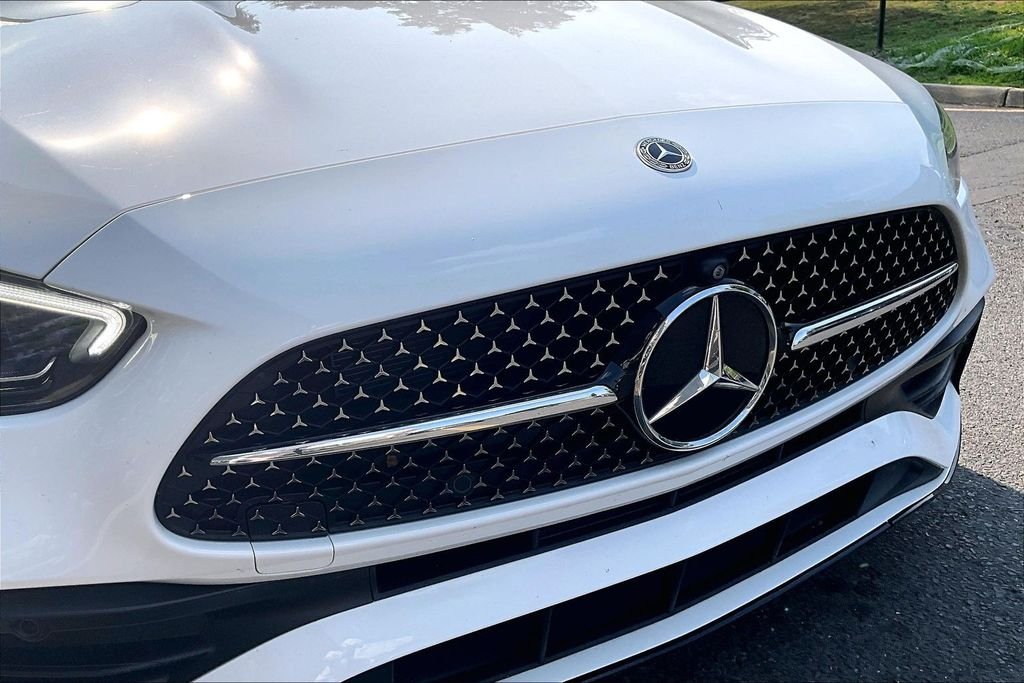 Certified Used 2024 White Mercedes-Benz C 300 image 30