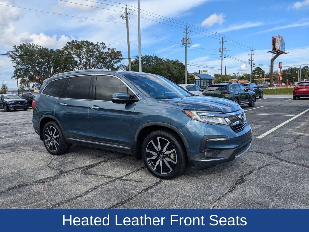 Used 2021  Honda Touring image 2