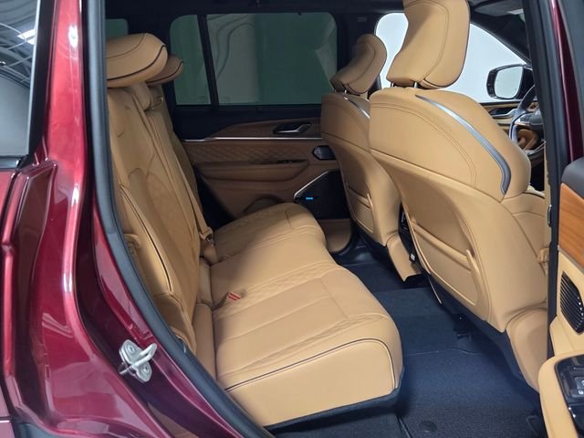 Used 2023 Red Jeep Summit Reserve image 16
