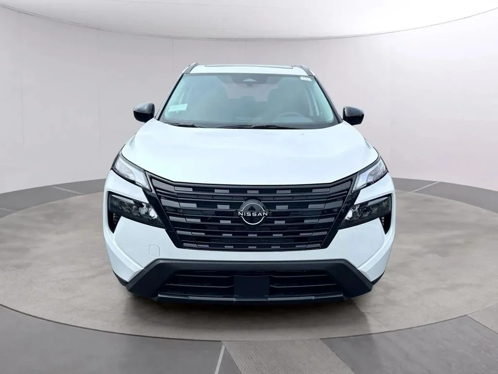 New 2026 Everest White Pearl Tricoat Nissan Dark Armor image 8
