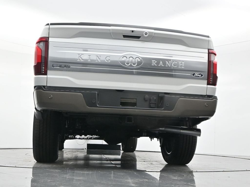 New 2026 Star White Metallic Tri-Coat Ford King Ranch® image 47