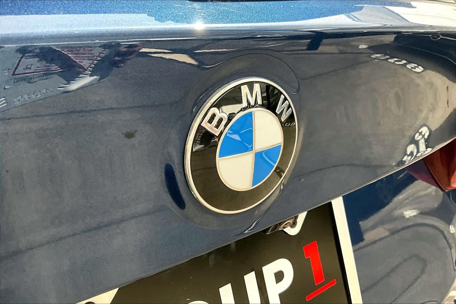 Used 2021 Phytonic Blue Metallic BMW sDrive30i image 10