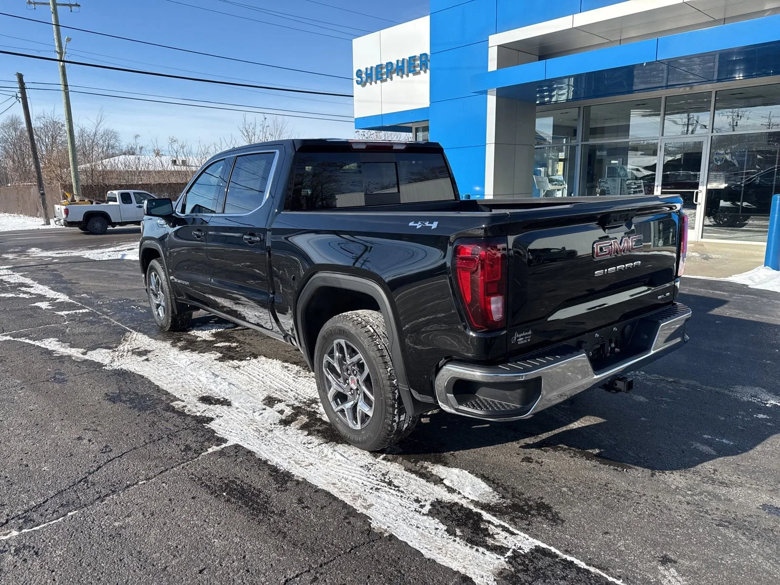 2026 GMC Sierra 1500 SLE - Photo 5